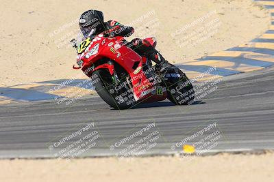 media/Jan-10-2025-CVMA Friday Practice (Fri) [[489e0da257]]/Group 4 and Trackday/Session 3 (Turns 9 and 10)/